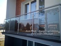 Balustrady balkonowe szklane